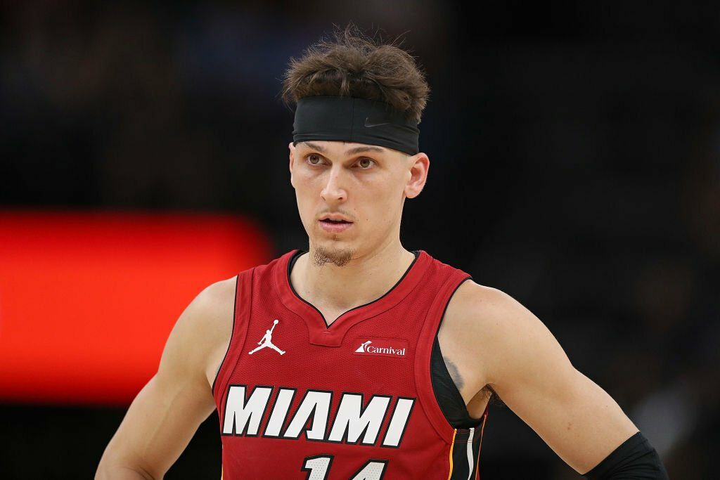 Heat S Tyler Herro Will Miss At Least One More Week Before Returning