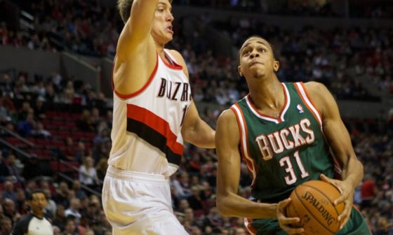 John_Henson_Bucks_2015_1