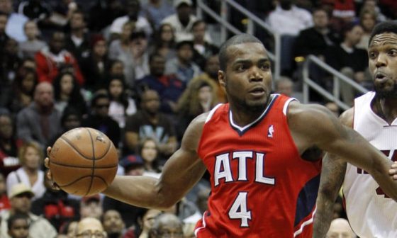 Paul_Millsap_Hawks_2014_4