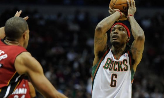 Marquis_Daniels_Bucks_2013_1