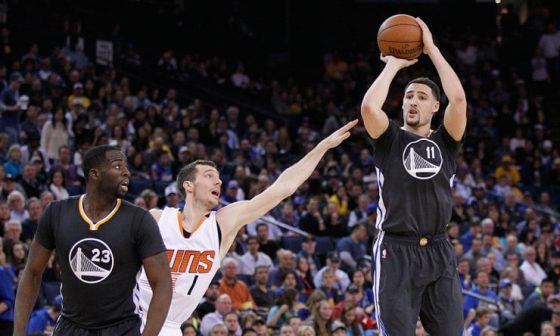 Klay_Thompson_Warriors_2015_2