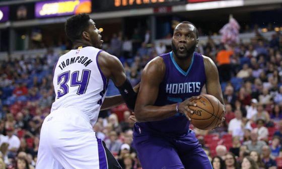 al_jefferson_hornets_2015_2