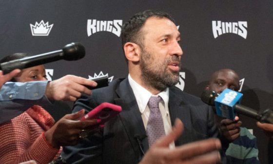 Vlade_Divac_Kings_USAT1