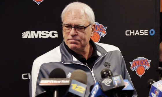 Phil_Jackson_Knicks_2015_AP_4