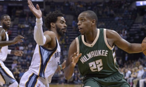 Khris_Middleton_Bucks_2017_AP