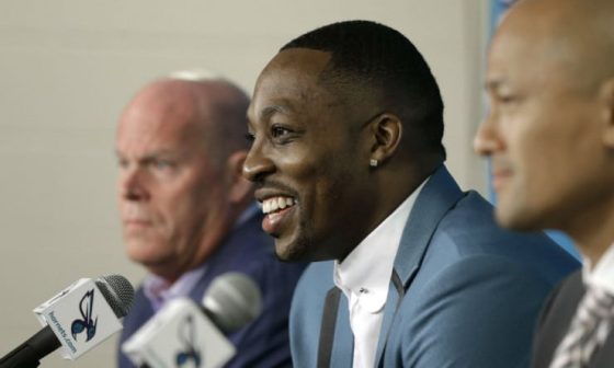 Dwight_Howard_Hornets_2017_AP1