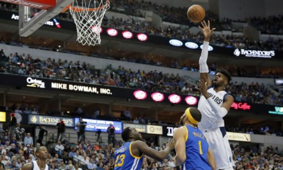 Nerlens_Noel_Mavs_2017_AP2