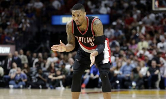 Damian_Lillard_Blazers_2017_AP2