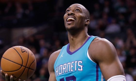 Dwight_Howard_Hornets_2017_AP_1