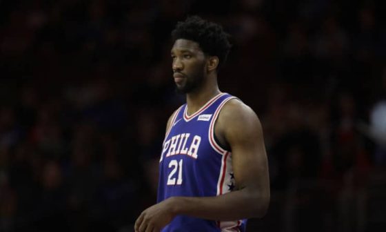 Joel_Embiid_2017_76ers_AP