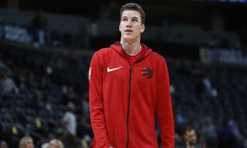 Jakob_Poeltl_Raptors_2018_AP