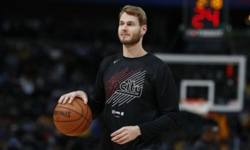 Jake_Layman_Blazers_2019_AP