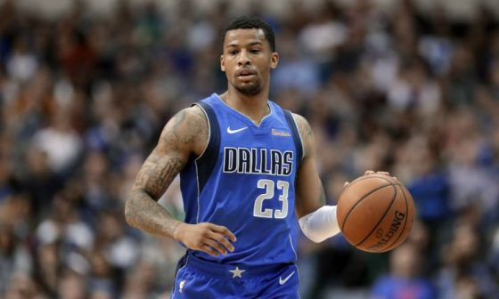 Trey_Burke_Mavericks_2019_AP