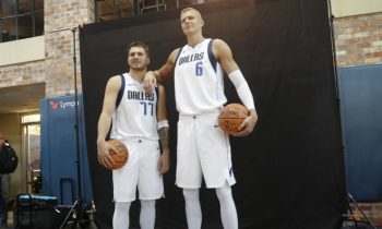 Kristaps_Porzingis_Luka_Doncic_Mavericks_2019_AP5