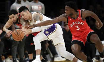 Fred_VanVleet_OG_Anunoby_Raptors_2019_AP_Defense