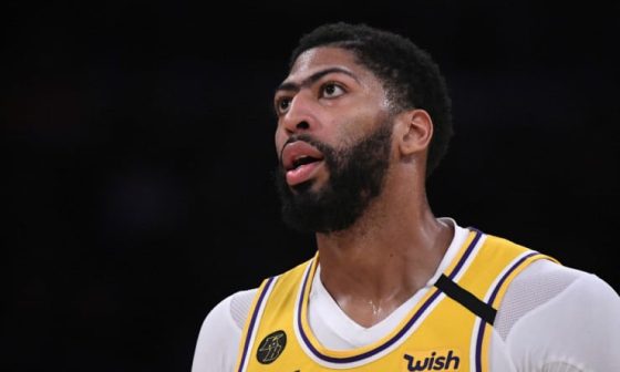 Anthony_Davis_Lakers_2020_AP_Pressure