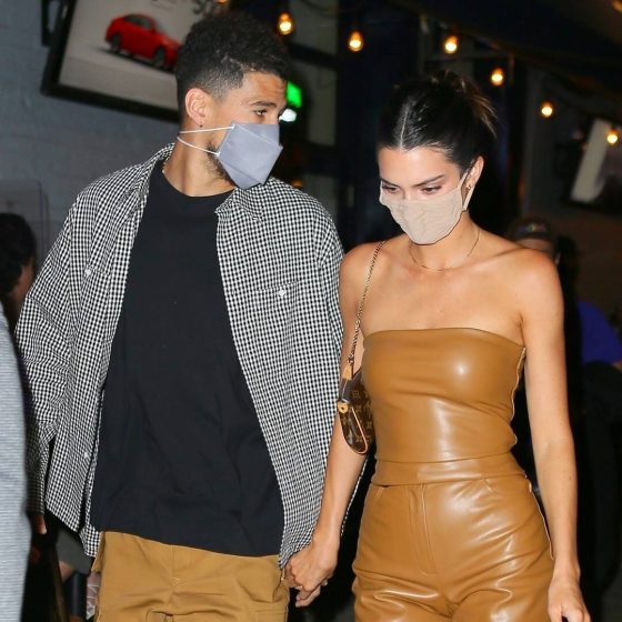 rs_1200x1200-210428123936-1200-Kendall_Jenner_Devin_Booker2021-gj_copy