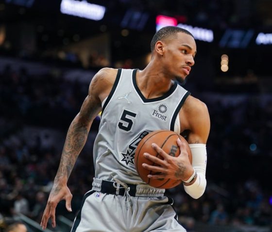 Spurs trade Dejounte Murray to Hawks for Gallinari, two first-round picks