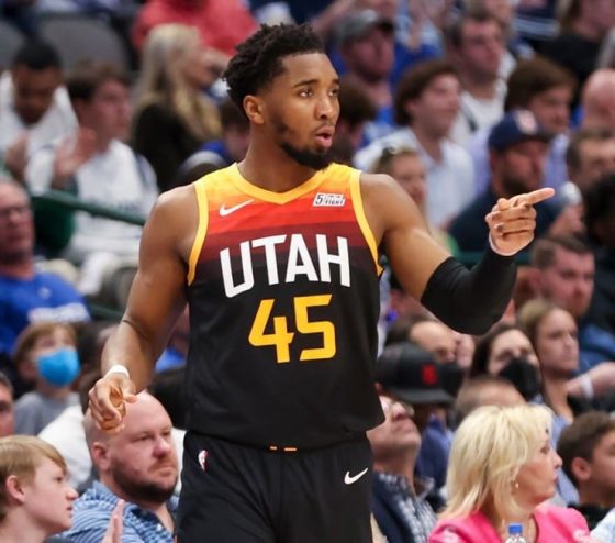 Jazz, Knicks continue negotiating Donovan Mitchell trade