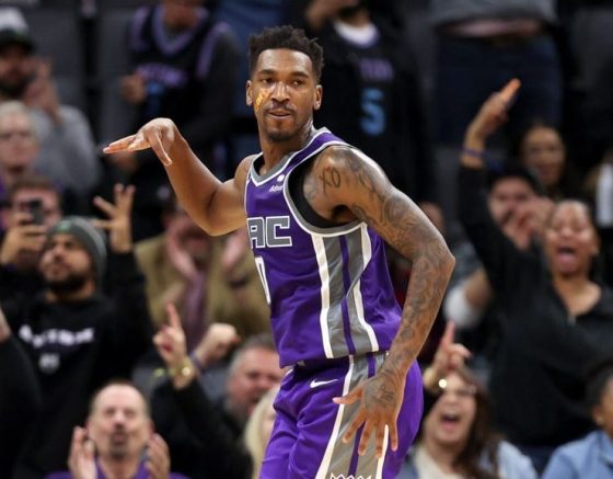 Kings guard Malik Monk believes playoff appearance is possible