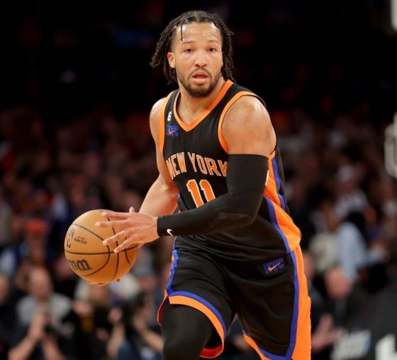 Knicks Jalen Brunson (left foot soreness) questionable vs Kings