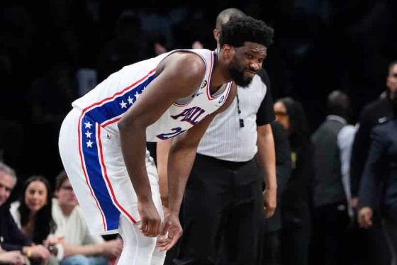 Joel Embiid knee pic