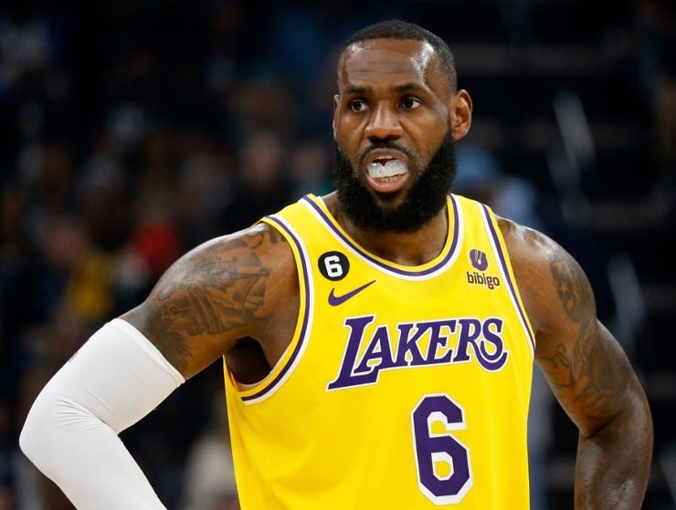 LeBron James after Lakers' road loss: 'I'll be better in Game 6'