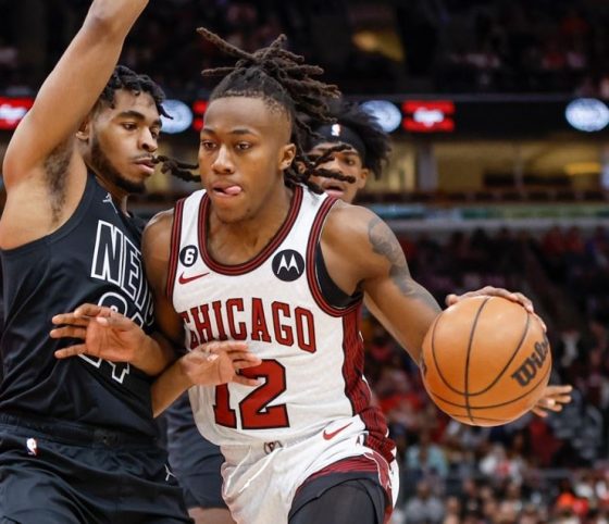 Chicago Bulls re-sign guard Ayo Dosunmu to a three-year, $21 million contract