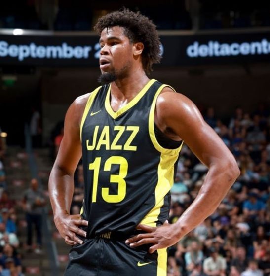 Utah Jazz waive former Washington Wizards center Vernon Carey Jr