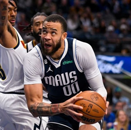 Sacramento Kings sign former Dallas Mavericks center JaVale McGee