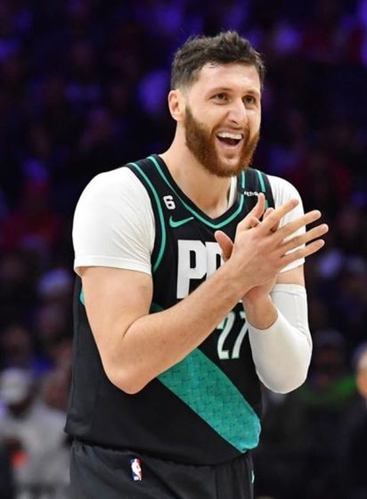 Suns Center Jusuf Nurkic Asks Why Americans Have So Many Guns