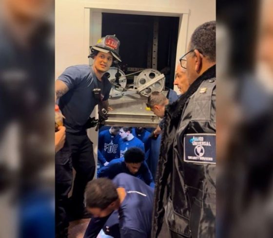 Fairleigh Dickinson Mens Basketball Players Get Stuck in Elevator Before LIU Game