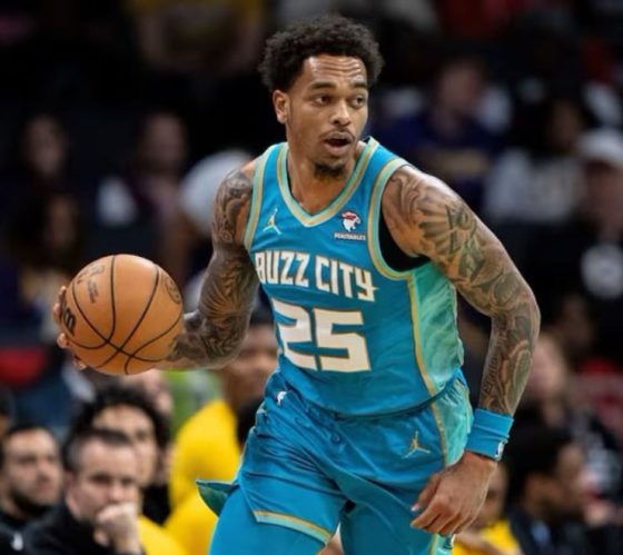 Charlotte Hornets trade P.J. Washington to Dallas Mavericks for Grant Williams, Seth Curry, & first-round draft pick