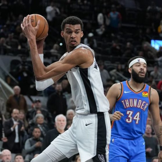 San Antonio Spurs Victor Wembanyama 1st NBA rookie to record 5+ 3-pointers, 5+ blocks in a game