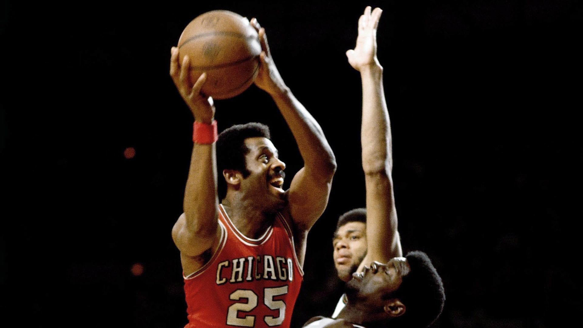 Chet Walker, former Bulls player known as ‘The Jet’, has died at age 84