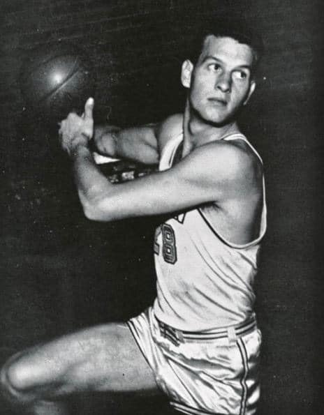 Frank Selvy, NCAA Record Holder With 100-Pt Game, Dies At 91