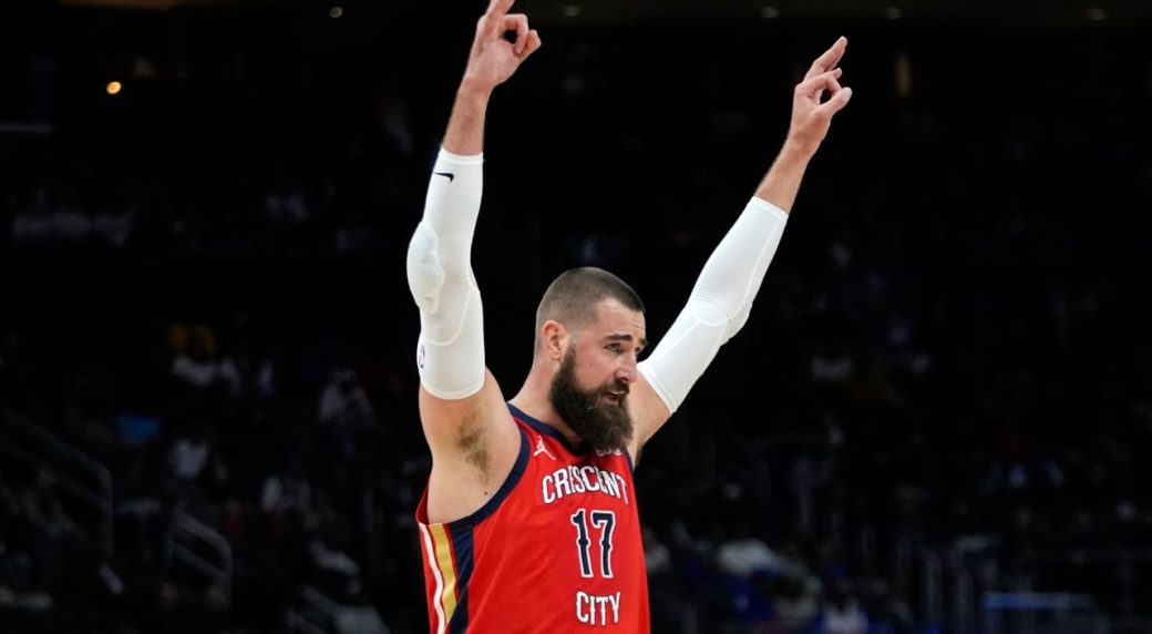 Warriors will look for Jonas Valanciunas now that Markkannen stayed in Utah