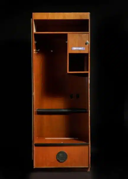 Lakers Kobe Bryant Staples Center Locker Sells For Record $2.9M At Auction