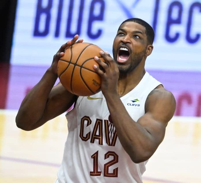 Cavaliers, Tristan Thompson Agree to One-Year Contract