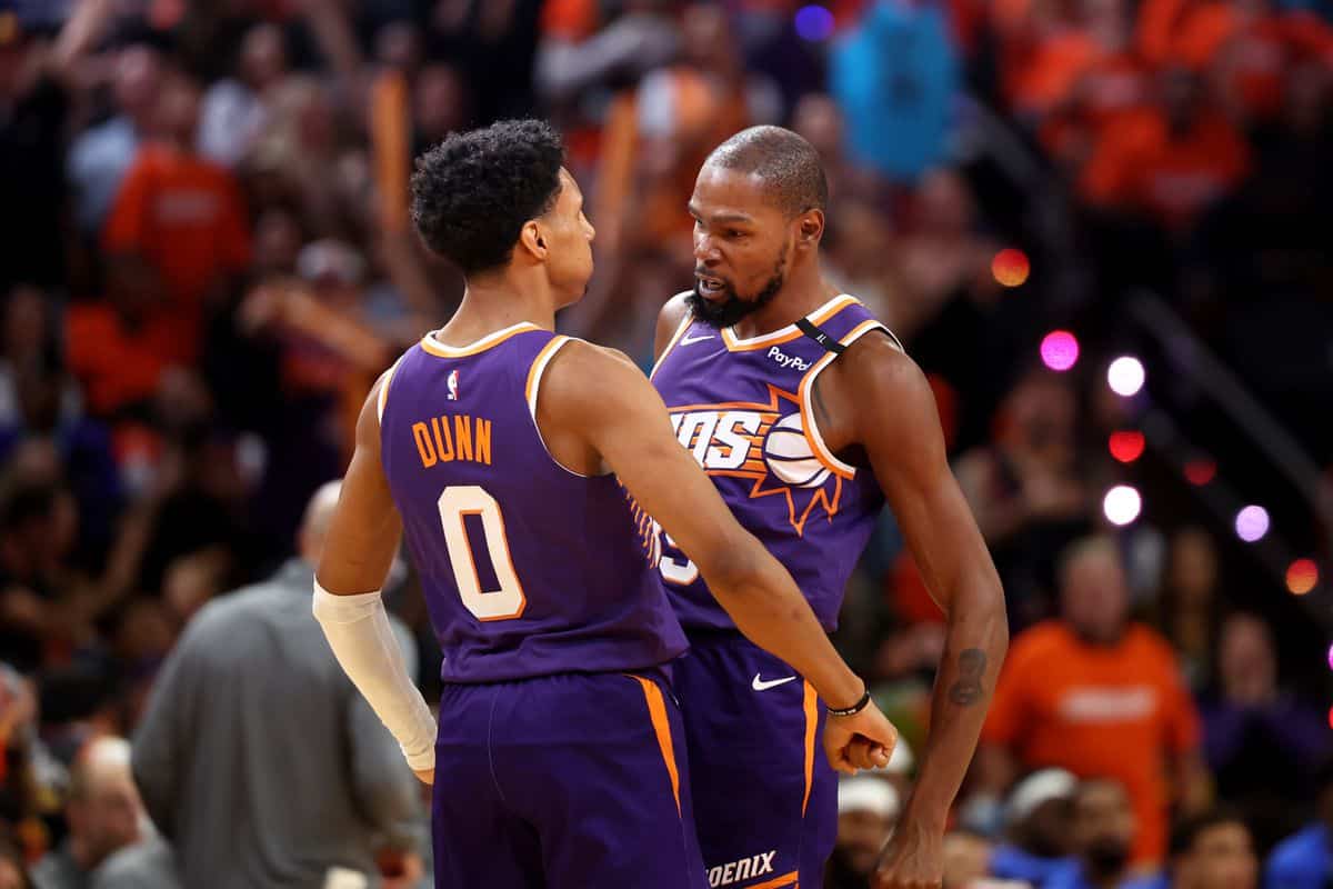 Suns coach guarantees team will stick together amid losing streak: ‘They’re very resilient’