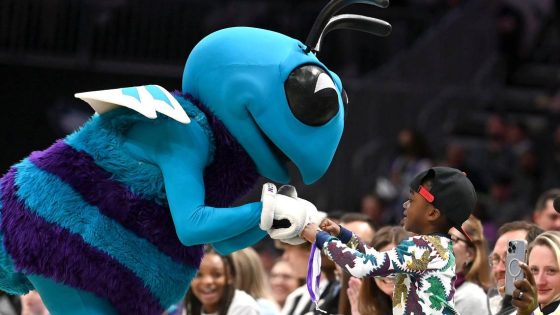 CLT_HORNETS_WIZARDS_18