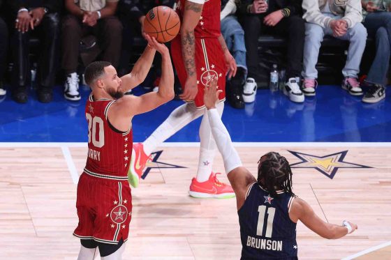 Steph Curry shoots during the 2024 All Star game