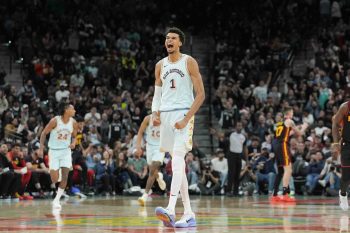 NBA: Atlanta Hawks at San Antonio Spurs