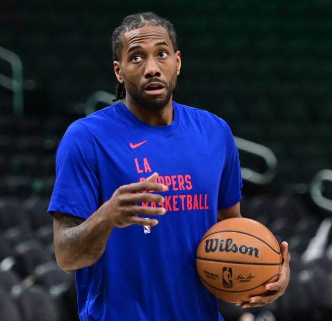 Clippers’ Kawhi Leonard To Make Season Debut Against Hawks