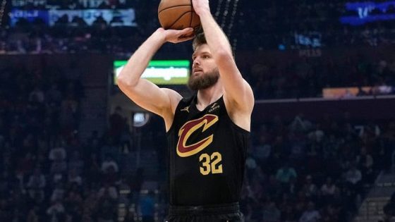 Dean Wade Cavs pic